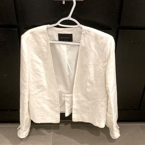 Banana Republic Petite White Linen Blazer. Hook closure, zippers at wrist